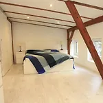 Gemuetliche Dachgeschosswohnung Mit Altbaucharme